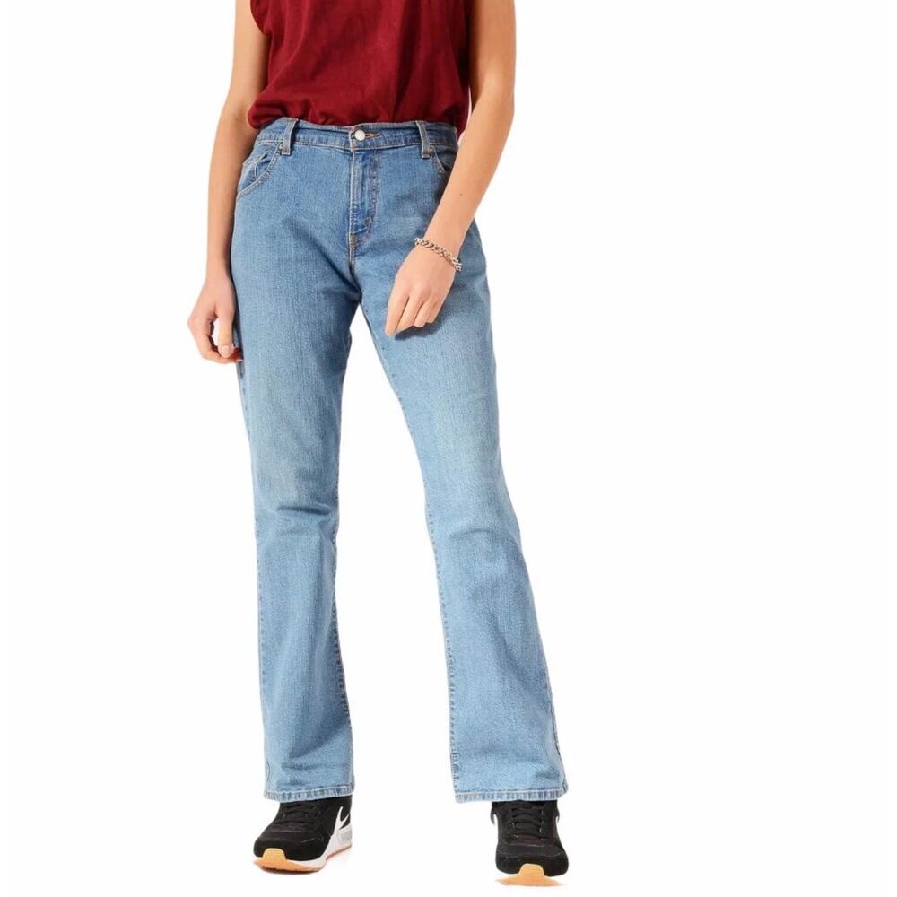Levis 550 Classic Relaxed Bootcut Stretch Jeans